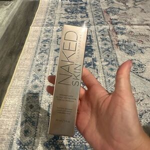 NWT Urban decay Naked Skin Foundation Shade 12.5